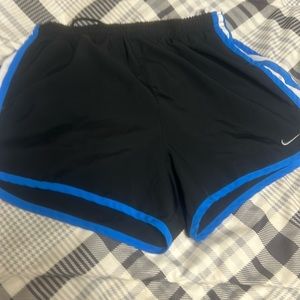 Women’s Nike shorts size medium